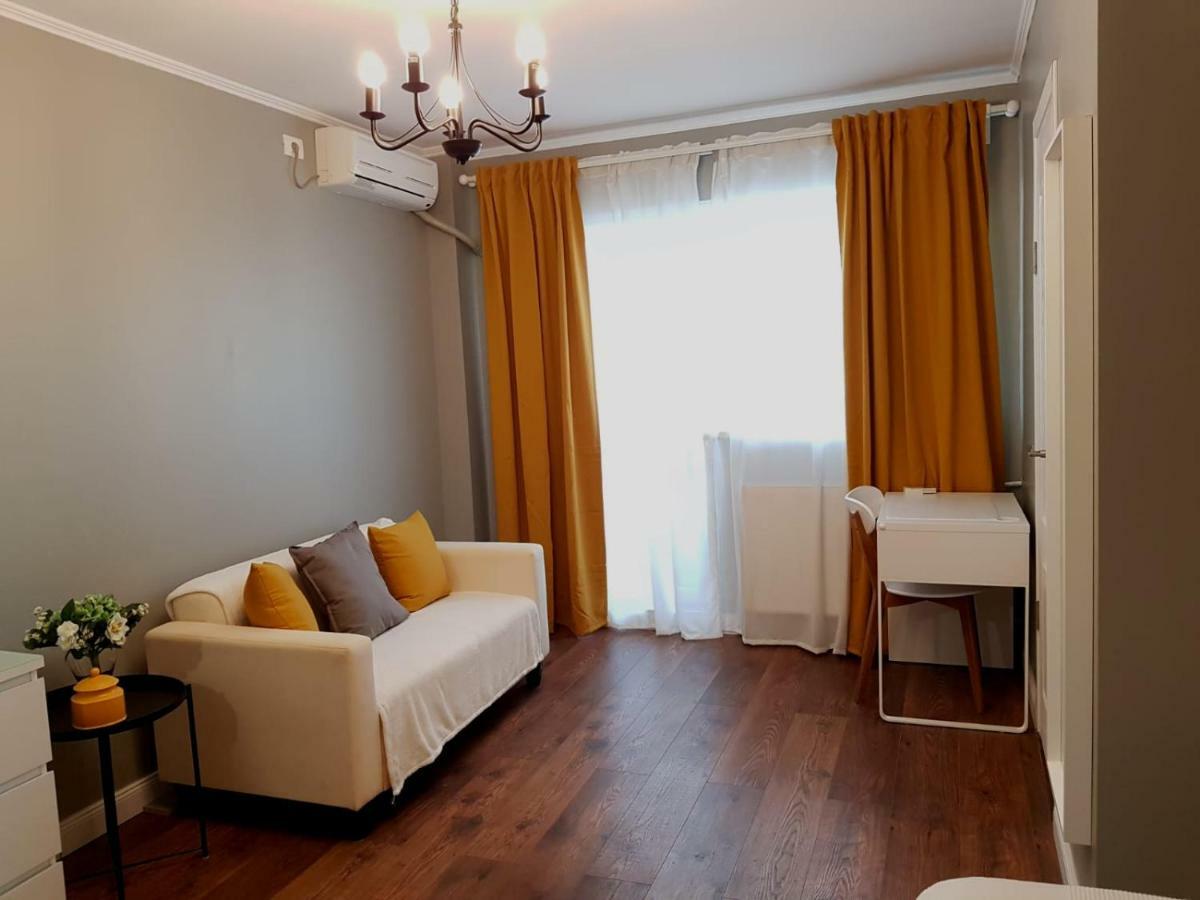 D&C Studio Bucharest Luaran gambar